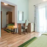 Tatil Evi Beautiful In Polje With Sauna
