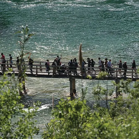 Vikendica Awesome In Polje *