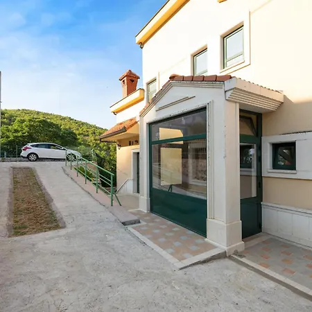 Awesome In Polje Vikendica *