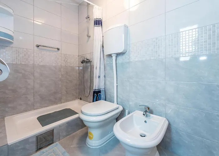 Awesome In Polje * Mirlovic-Polje