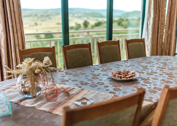 Awesome In Polje Feriehus