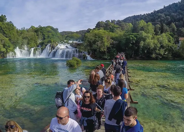 Awesome In Polje Feriehus