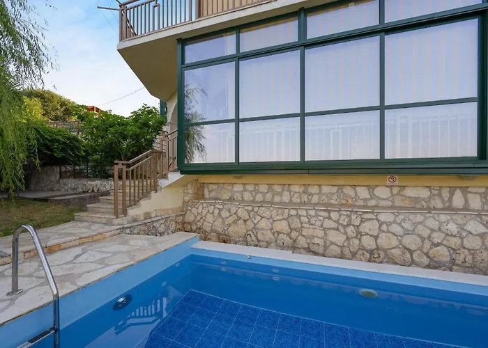 Awesome In Polje Mirlovic-Polje